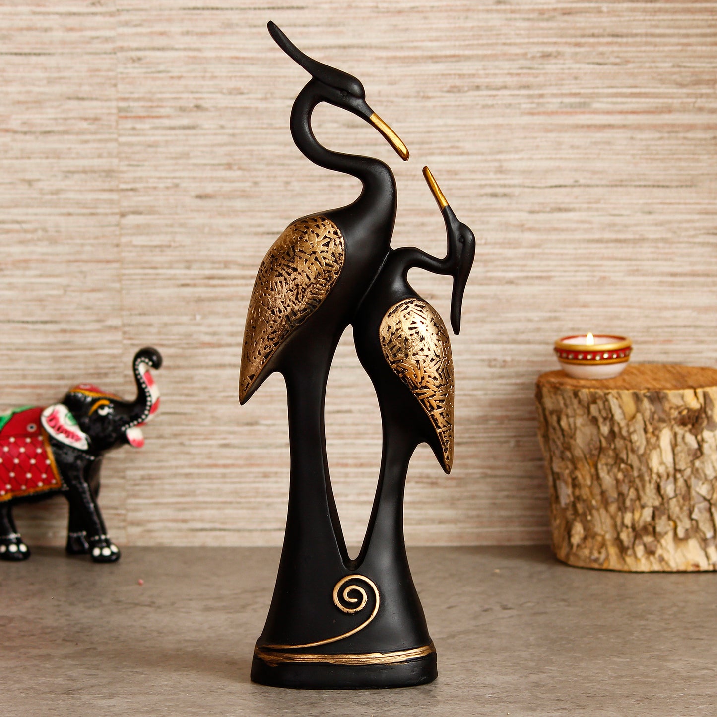 Loving Swan Couple Showpiece