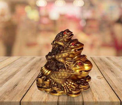Triple Frog Family With Money Coin.